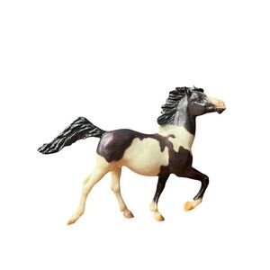 HTF Breyer Cody Buckshot Horse – Vintage Brown & White Molded Collectible
